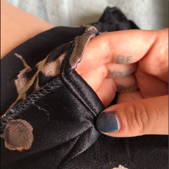 Satin / silk black floral dress - Picture 6 of 7